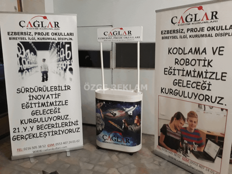 ozge reklam egitim kurumu stand reklam calismasi