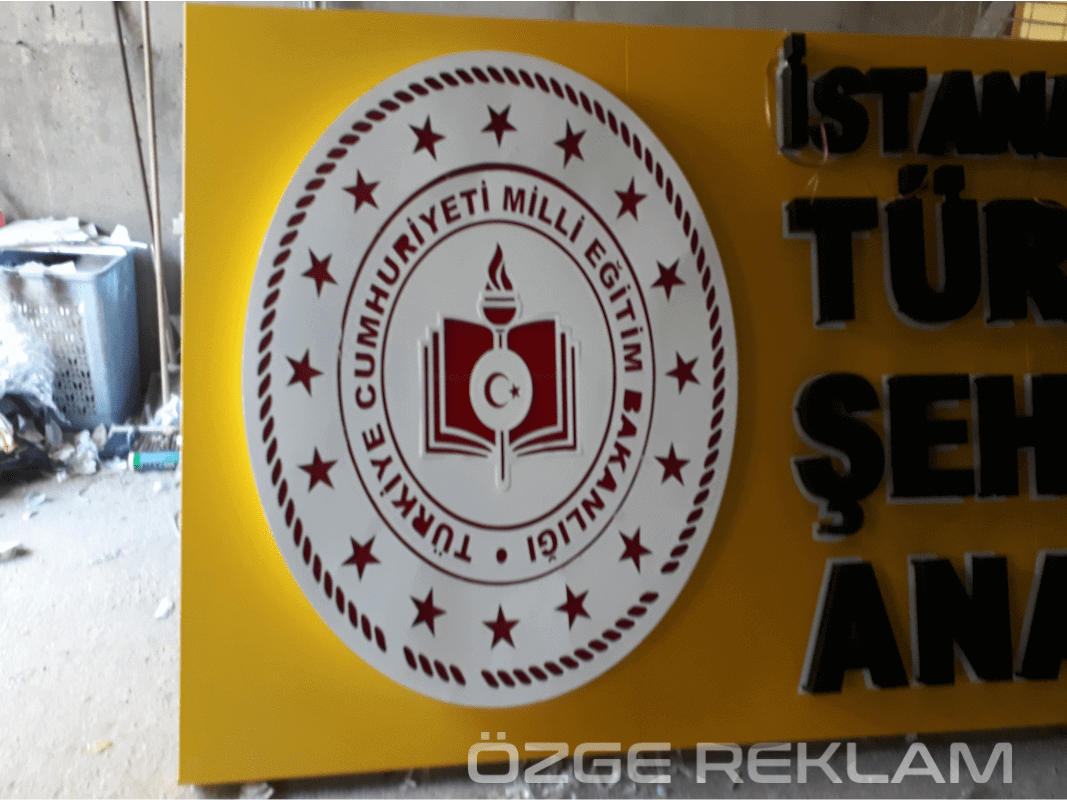 Milli Eğitim Bakanlığı Anadolu Lisesine yaptığımız oyma logo ve ışıklı tabela çalışması